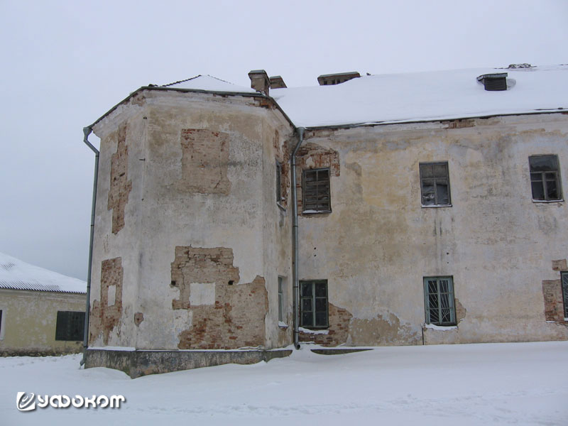Фото 8. Монастырь в Гольшанах. Ошмянский р-н, Гродненская обл. Фото И. Бутова, 2007 год.